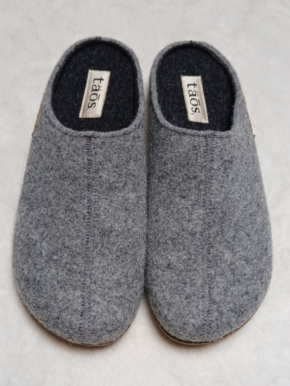 Taos Footwear Women’s Gray Felt Slip-On Mules Size 40